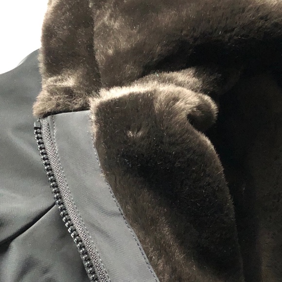 Andrew Marc Girls Winter Jacket Coat M 10-12 Faux Fur BLACK Winter EUC - Picture 8 of 16